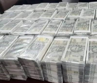 PNB की करेंसी चेस्ट में 7 नहीं, 17 करोड़ रुपये के मिले नकली नोट; तीन मैनेजरों और गड्डियां लगाने वाले पर एक्शन  