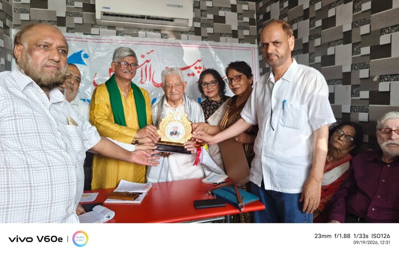 कश्मीर मुद्दे के समाधान के लिए देशों के बीच संवाद आवश्यक है