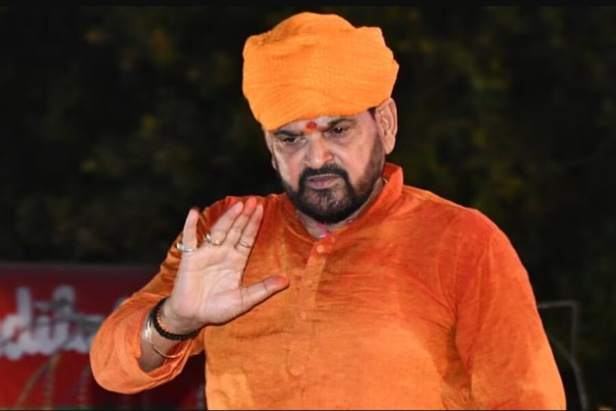 ‘PM मोदी का कोई बाल भी बांका नहीं कर पाएगा’, विपक्ष पर भड़के बृजभूषण शरण सिंह