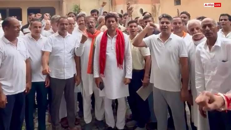 A Major Victory for the Kisan Sabha’s Struggle : ग्रेटर नोएडा में किसान कोटा के प्लॉटों की ऊंचाई 11 मीटर से बढ़ाकर 15 मीटर करने के प्रस्ताव को कैबिनेट की मंजूरी